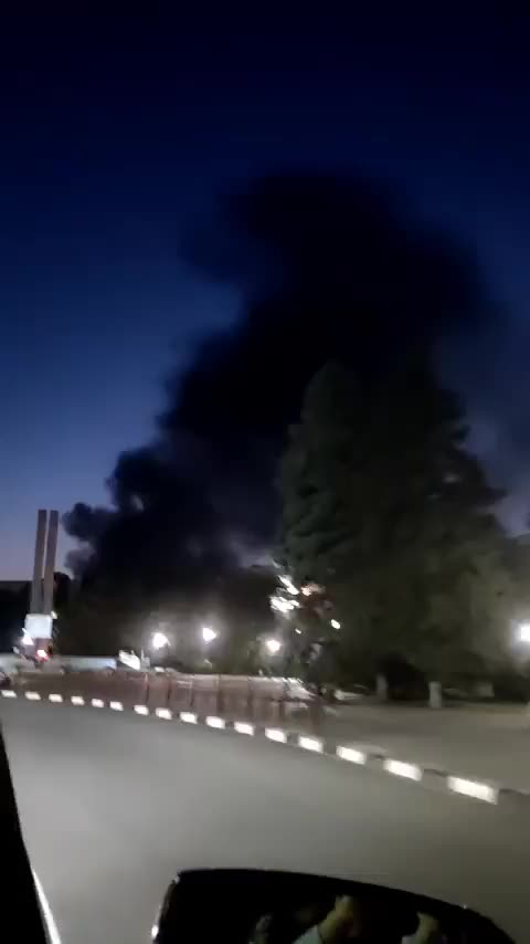 🔥 Oil tanks are still burning in Azov The fire occurred last night as a result of a