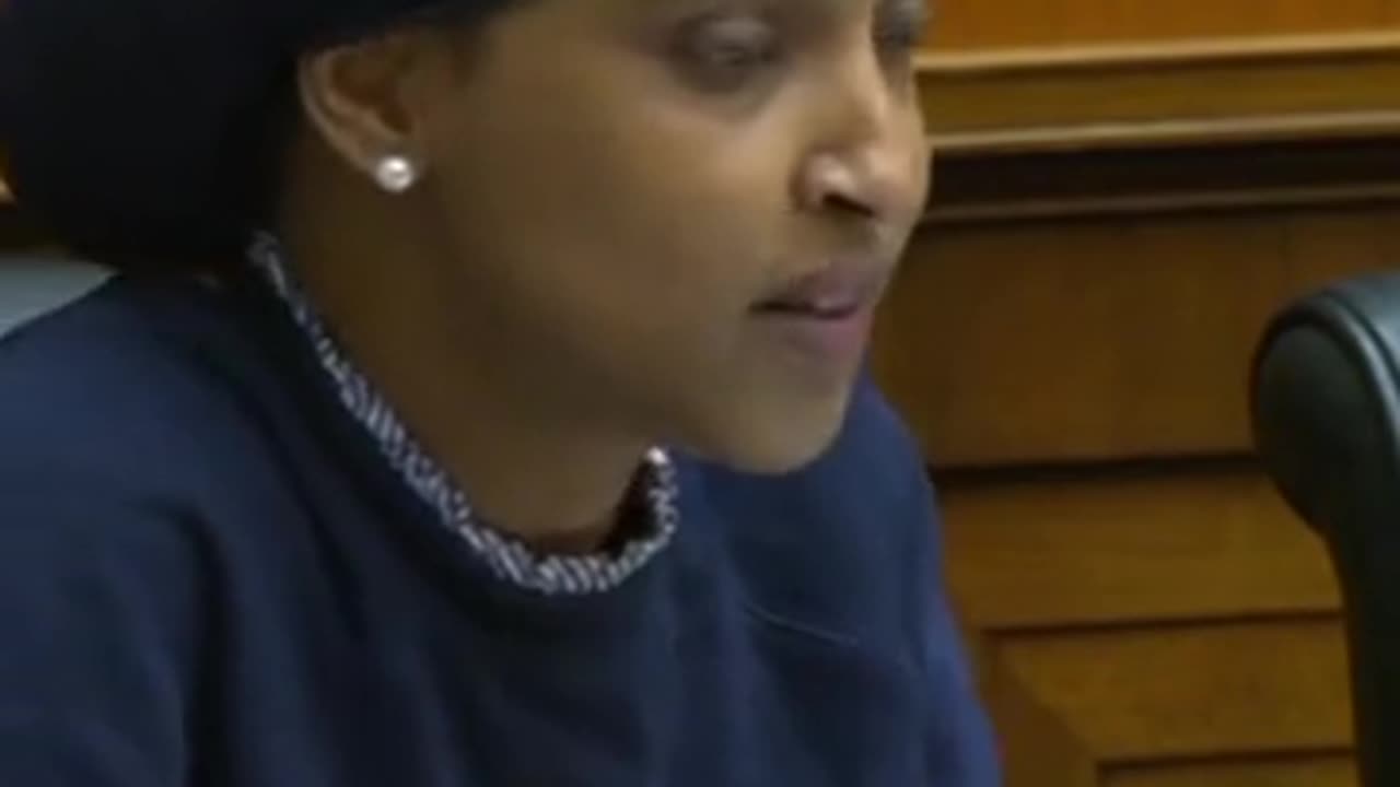 WATCH: Rep. Omar destroy UCLA Chancellor Block