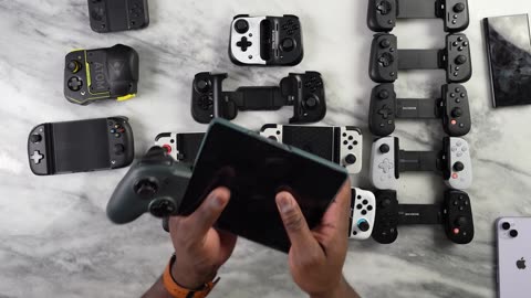 Best Android & iOS Mobile Controllers of 2023!