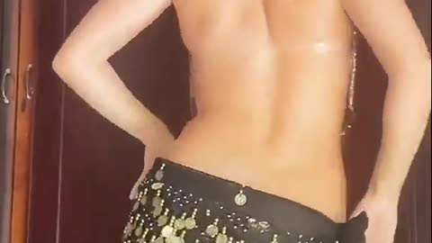 Arabic girl dance