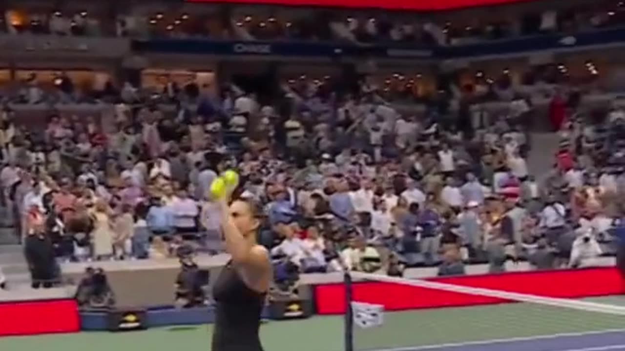 Tennis Ball Catch Turns into Beer Flip—Fan Moment Fail! 🎾🍺😂