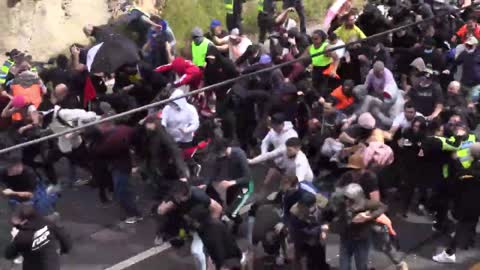 Melbourne Anti Lockdown Protests 2021 vs Nature