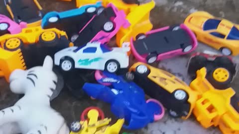 Finding a Old Pitcher and Inside Was Many toy Car