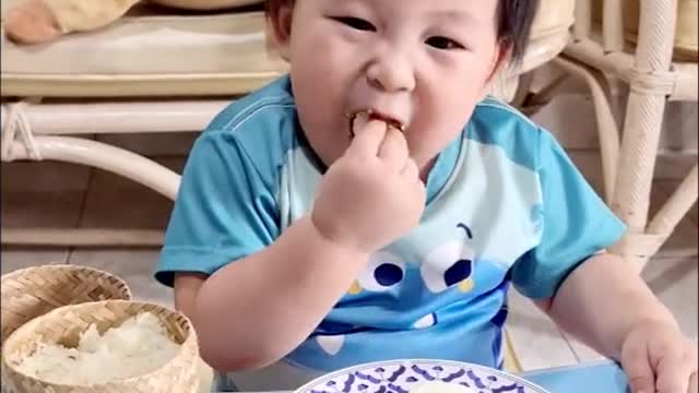 Little kids are very easy to raise ☺️