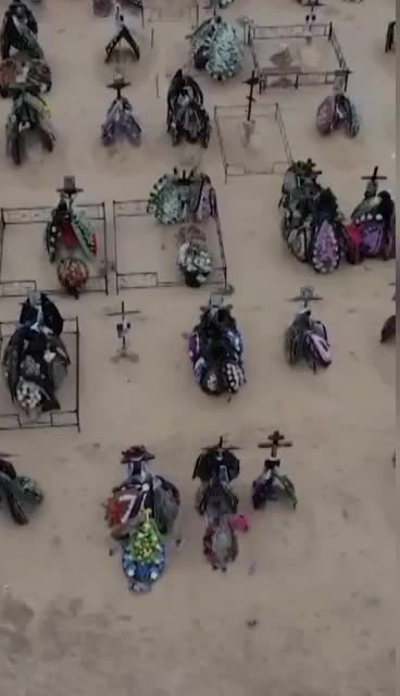 Ukraine media published a video of Cemetery🪦