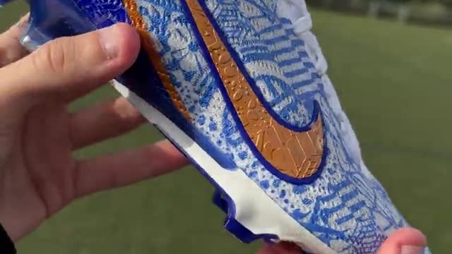 Ronaldo’s World Cup boots look CRAZY!!