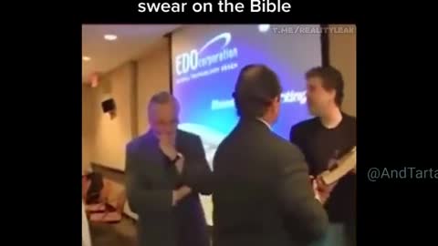 阿姆斯壯拒絕對聖經發誓曾在月球上行走