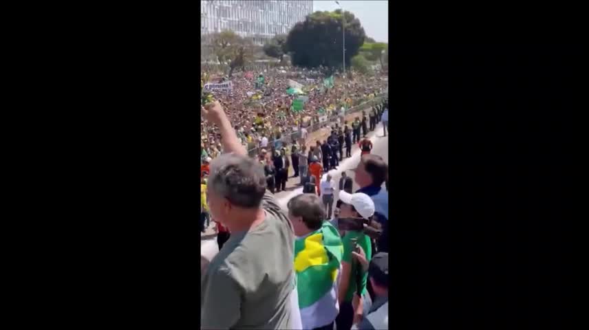 Cientos de miles de Patriotas apoyan a Jair Bolsonaro contra la corrupción