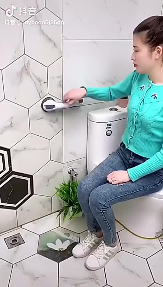 Non-Slip Safety Bathtub Armrest for Elderly Disable Child Glass Door Window Vacuum Handle