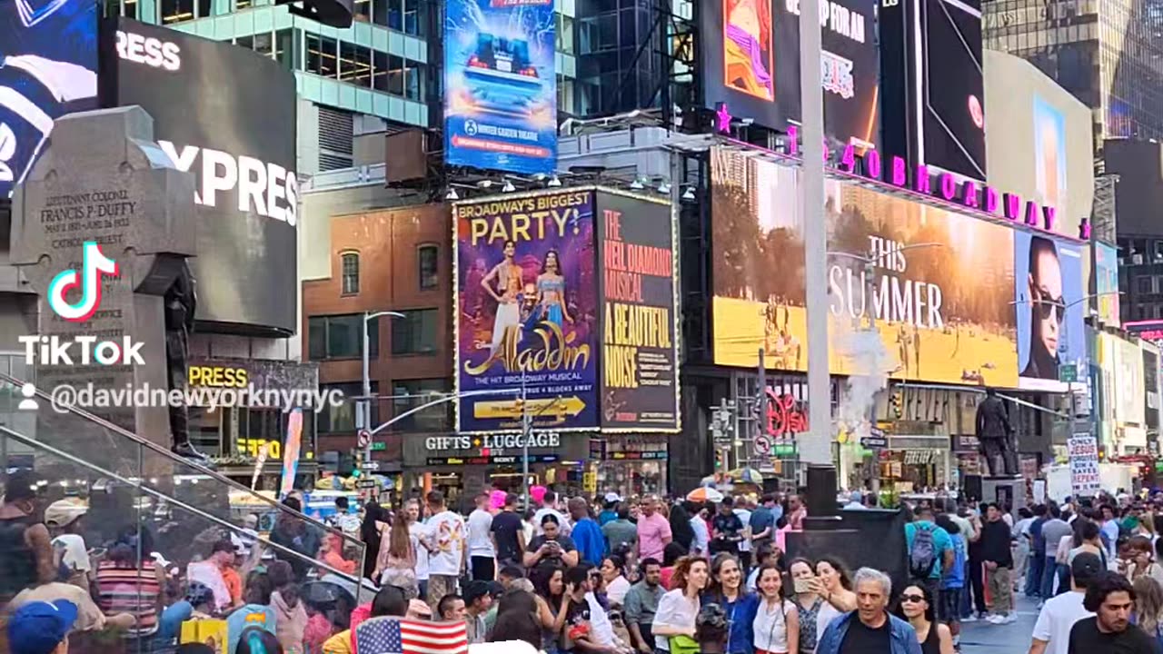 Times Square 42nd Street