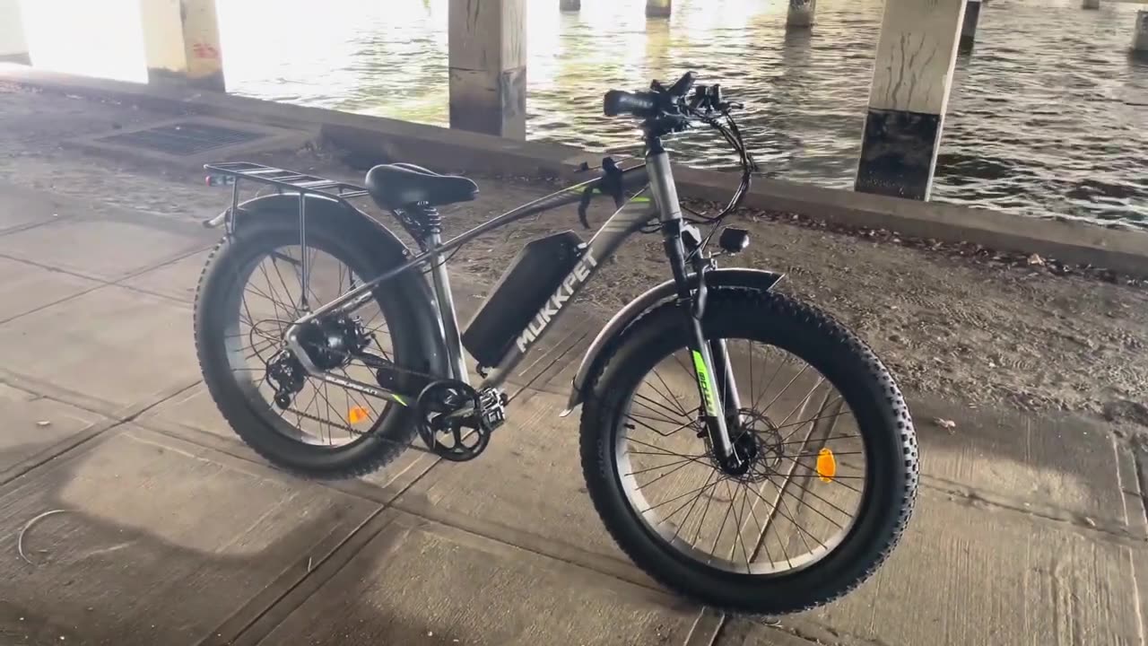 A Harbor ride after two days of storms, looking for fishing spots