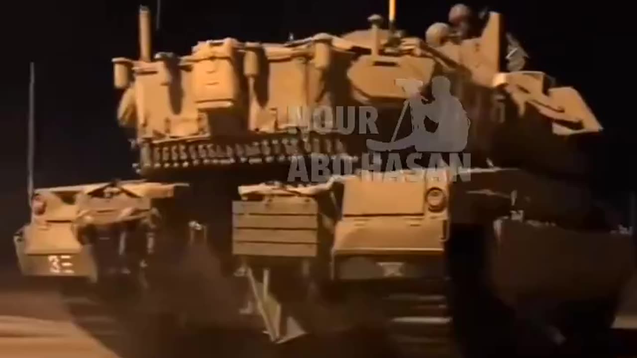 🚨🚨BREAKING NOW Israeli tanks on Lebanon border.? Not confirmed!