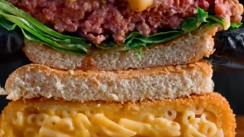 Mac N Cheese burger