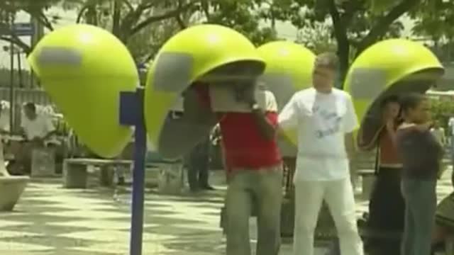 Pegadinha tem um corno me olhando, tem um corno me batento