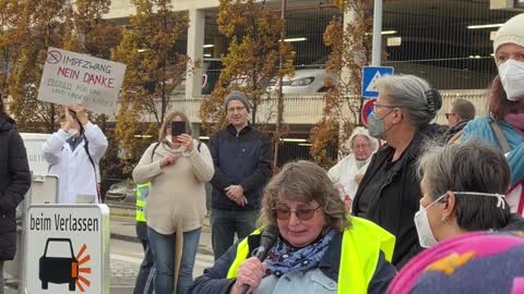 Demonstration gegen Impfpflicht, Wels 16.11.2021: Ausschnitte der Reden