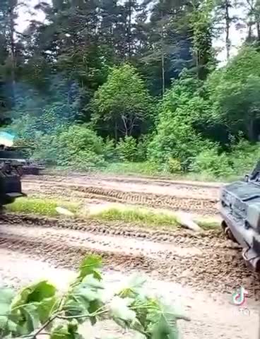 Ukrainian units with Polish T-72M1R tanks and the Dutch YPR-765 IFVs