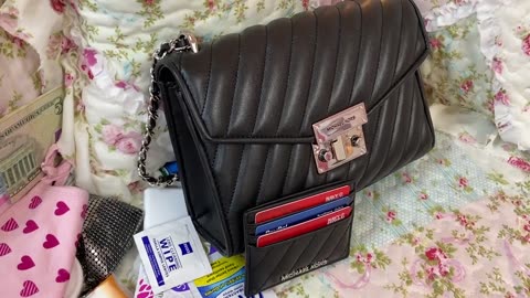 What's in my Michael Kors Rose Medium Flap Bag.