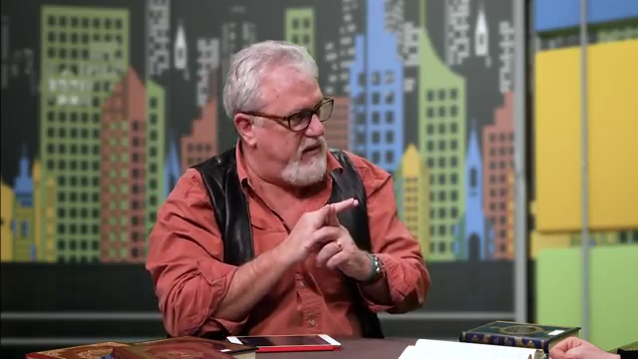 3 Where are the differences between the Qur'ans - The Jay Show - Episode 3