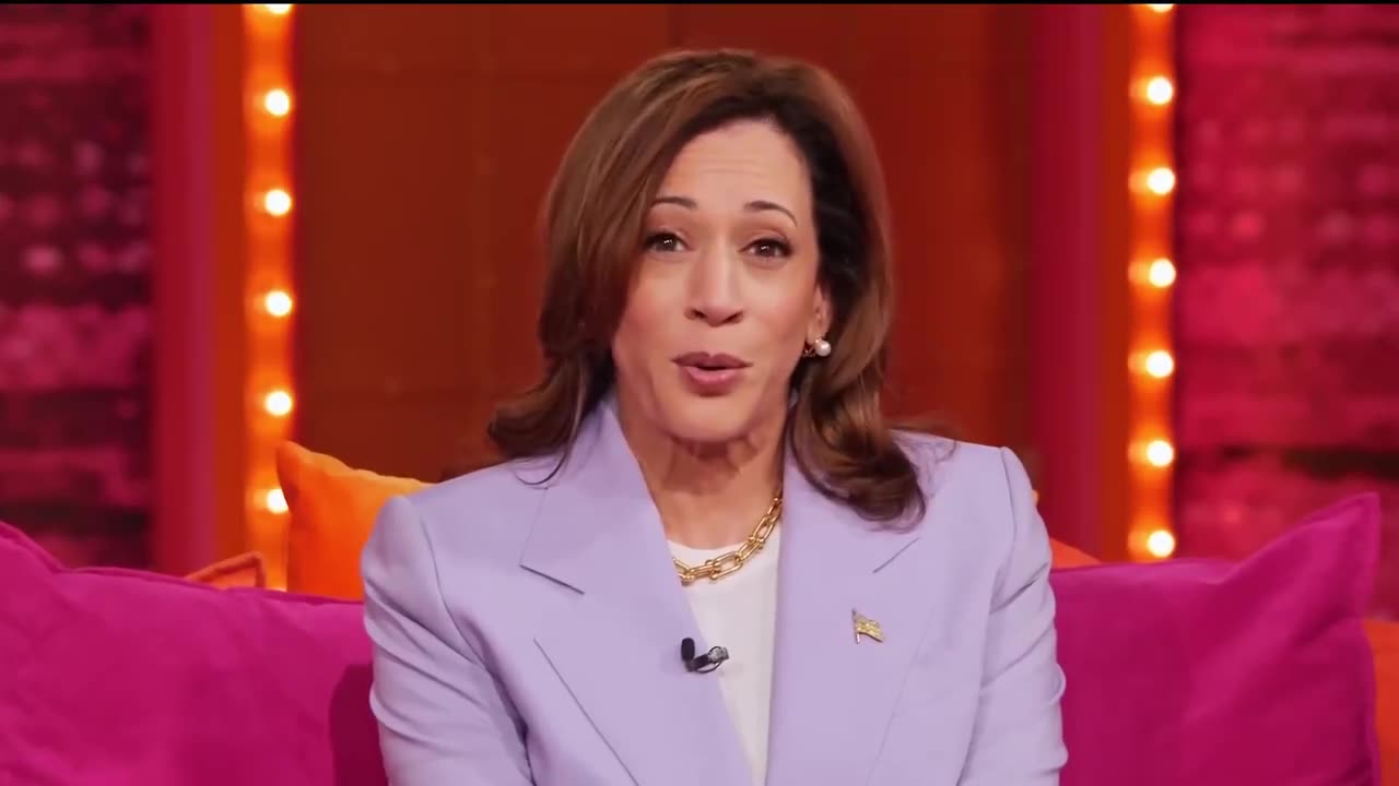 Kamala Harris launches Presidential run on RuPaul's Drag Race 🥴