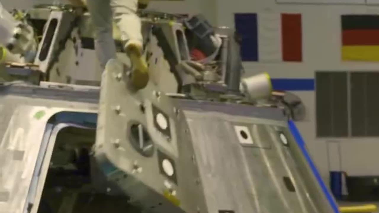 NASA ! making a splash with II recovery training