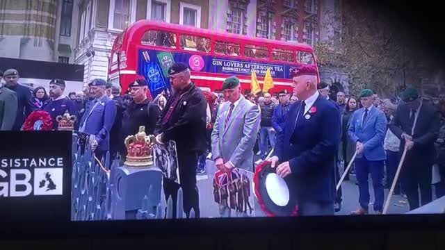 20/11/21,Global Veterans Alliance lay poppy wreath at the Cenotaph