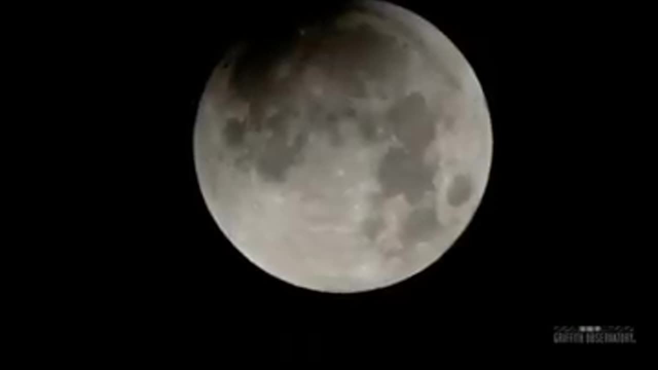 Super Blue Moon Eclipse: Witness the Stunning Blood Moon! 🌕🔥