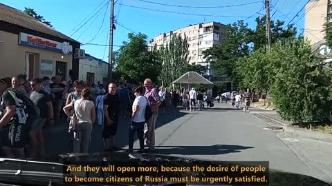 In Melitopol (Zaporozhskiy region) there are huge lines to apply for Russian citizenship.