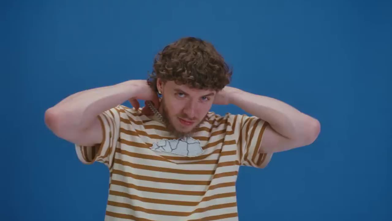 Jack Harlow - Lovin On Me [Official Music Video]