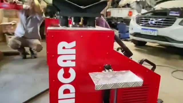 Casting cast iron to make wrench tools