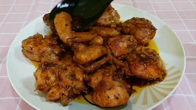 HOME COOK CHICKEN WINGS RECIPE. YUMMYLICIOUS! TRY THIS IN YOUR HOME.