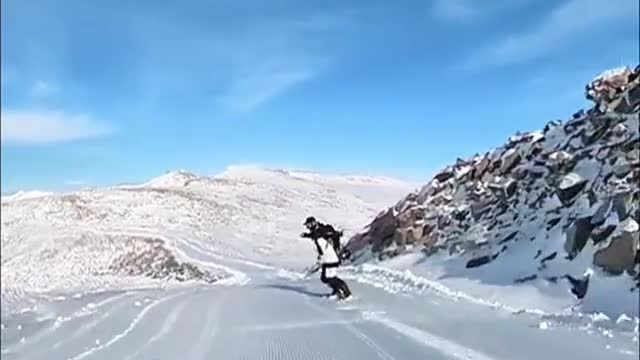 Skiing freely with me