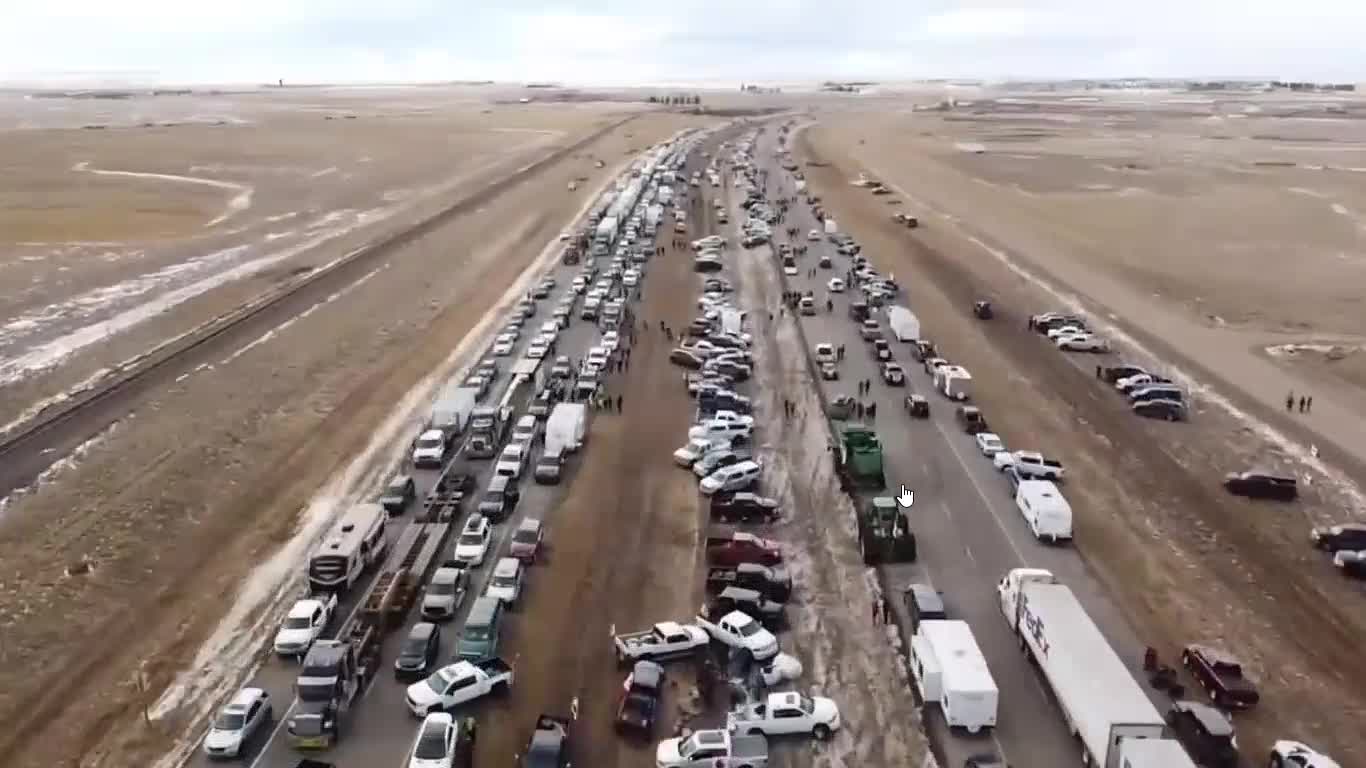 Canadian Truckers Kick Trudeau's A*** And He Looks Ridiculous