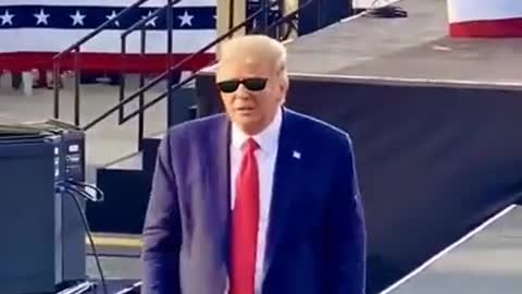 Politics - 2020 Humor President Trump Dance