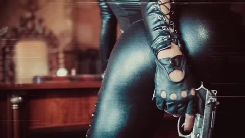 MOTLEY CRUE - BASTARD SOLERPLEXSTUDIOS INC .