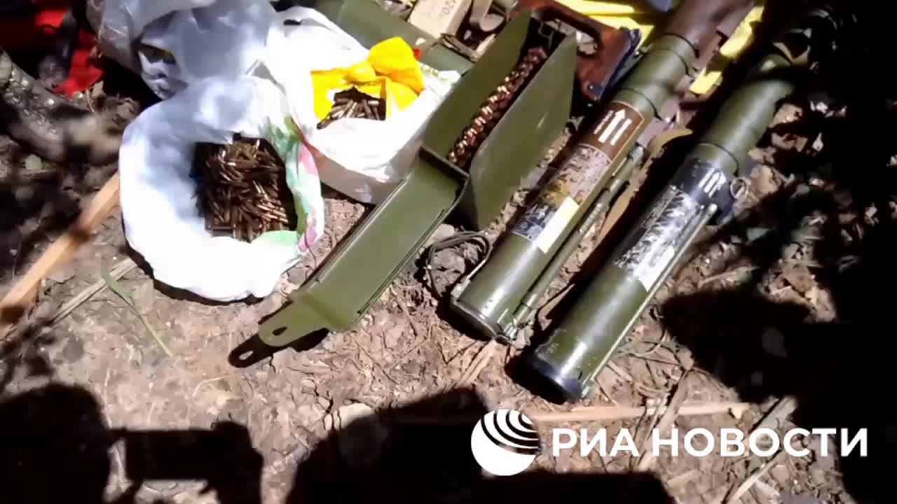 🇷🇺🇺🇦 Kherson Region - A Hidden Cache Of Weapons For Sabotage Was Seized By Russian Forces💥