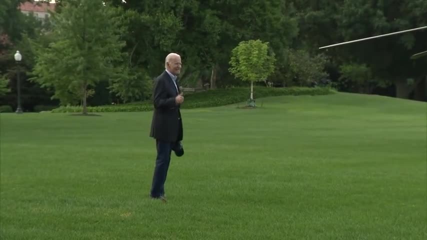 After A Week Of COVID Isolation, Biden Heads Off To His Vacation Home!!