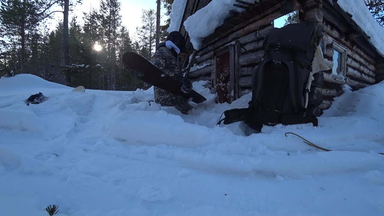 21 Days of living in the wild forest. I found a gloomy hunter's shack #5