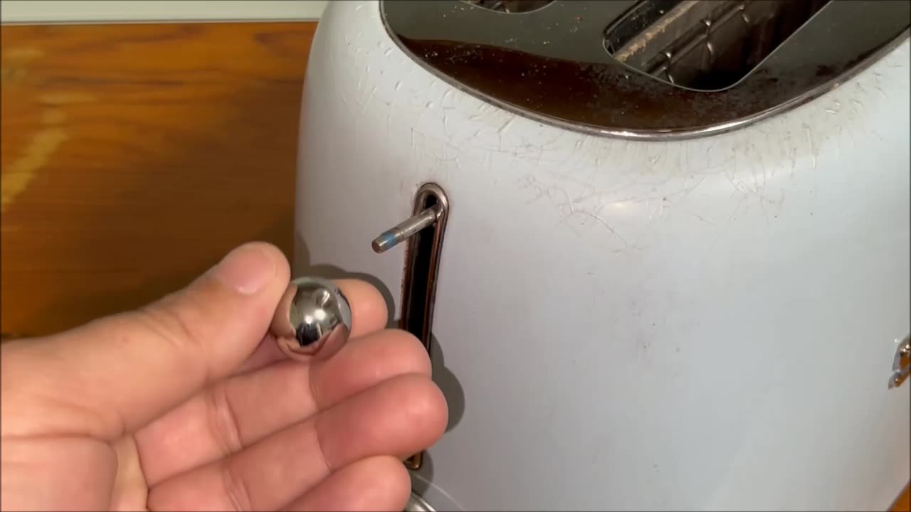 How to Remove the Lever from a Smeg Toaster