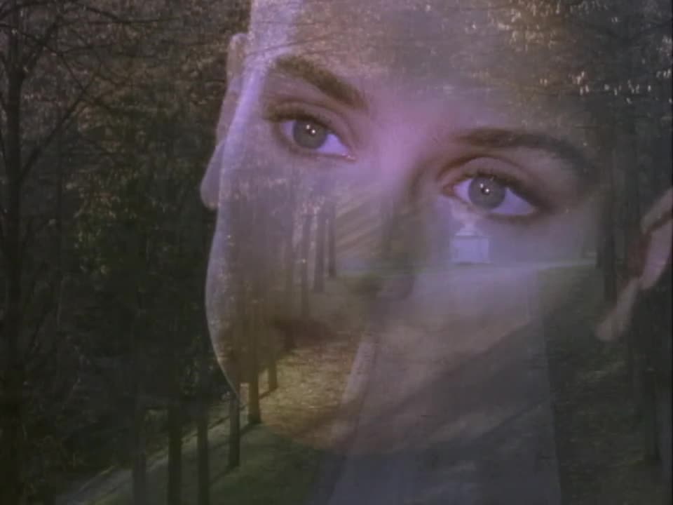 Sinéad O'Connor - Nothing Compares 2U