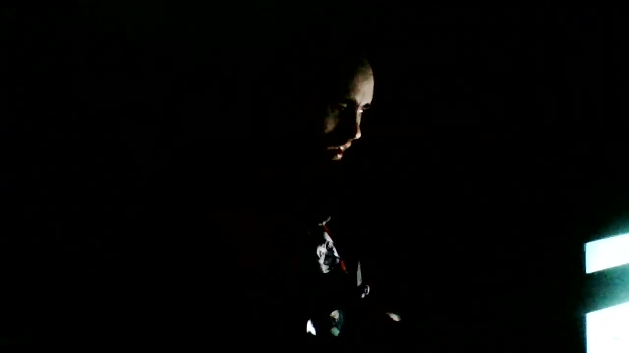 [Cyraxx Youtube 2021-9-20] Half dead