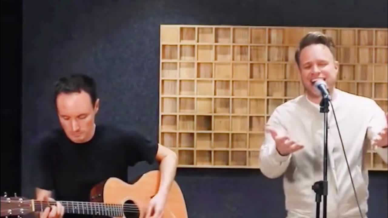 "That Girl," a popular song on the Internet, fell into disuse