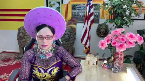 Lisa Pham Khai Dân Trí Ngày 12 1 2021