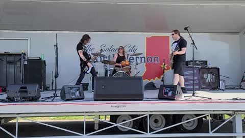 Decay The Mind "Burning Out.....Again"