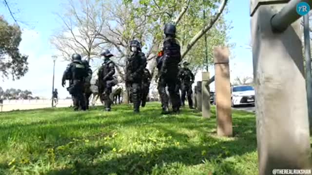 Melbourne Protest at the Royal Botanical Garden Oct 2 2021