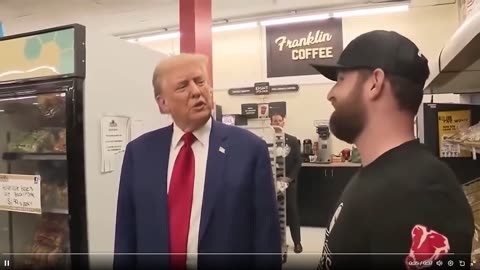 Wow. Một chủ cửa hàng tạp hóa ở Pennsylvania nói với Trump rằng trong 25 năm gia đình ông sở hữu...