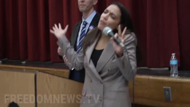 Heckler to AOC: There Are Only Two F**cking Genders