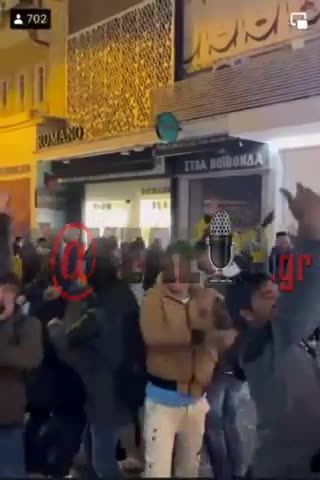 makeleio.gr - "Καμπούλ" η Αθήνα το βράδυ της Πρωτοχρονιάς