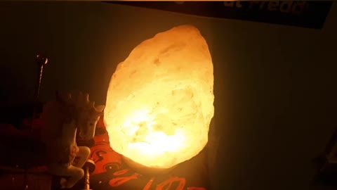 Satisfying Salt Lamp