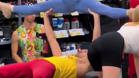 Yoga girl vs bugworkout 🧘 #rumble
