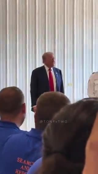 Yesterday, not a single firefighter cheered for Kamala and Biden, until Trump showed up.